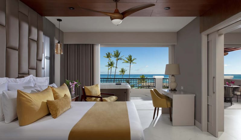 Preferred Club Master Suite Ocean Front